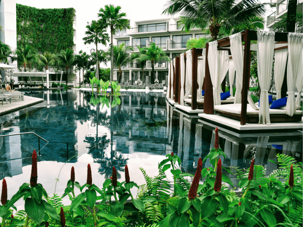 An-image-showing-5-star-luxury-in-Phuket