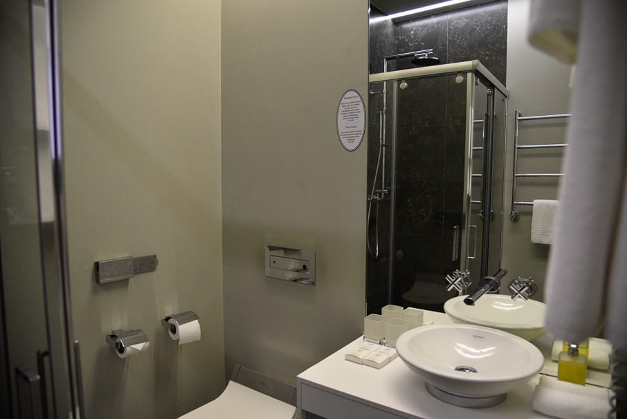 Bathroom Astoria Hotel Lviv