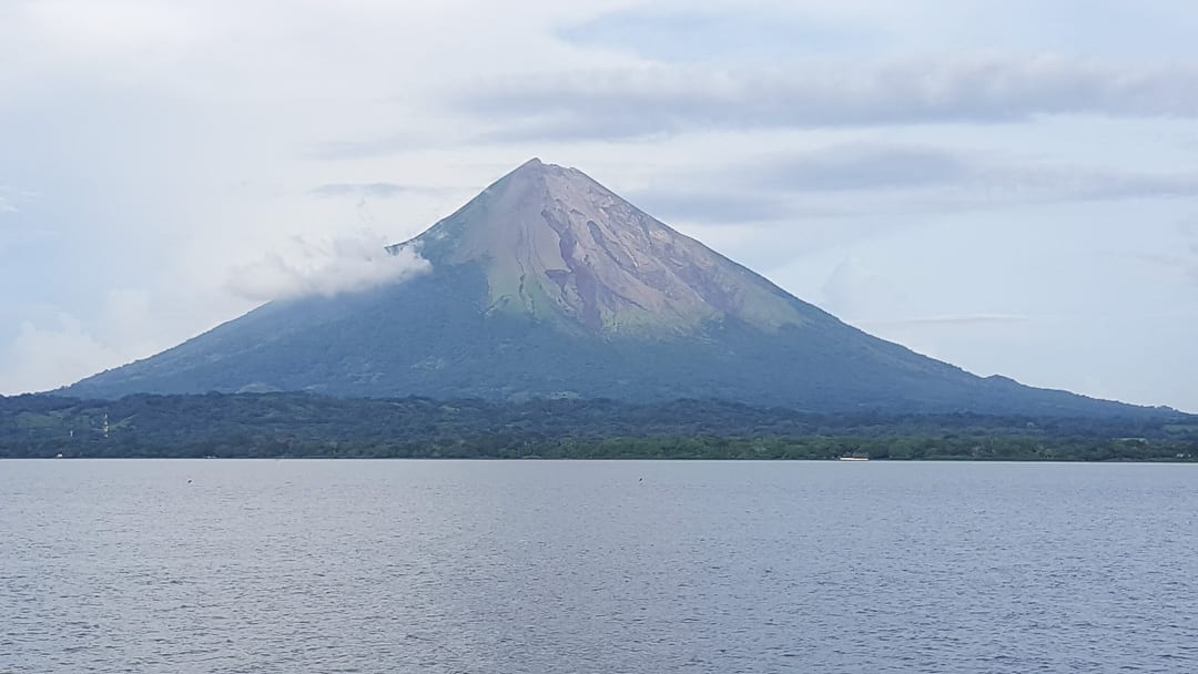 Isla-de-Ometepe-volcano-from-Ometepe-Ferry