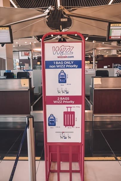 wizz priority hand luggage