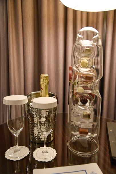hilton-prague-rooms-welcome-gift