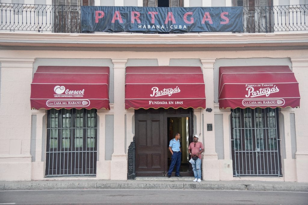 best-things-to-do-in-Havana-cuba-cigars