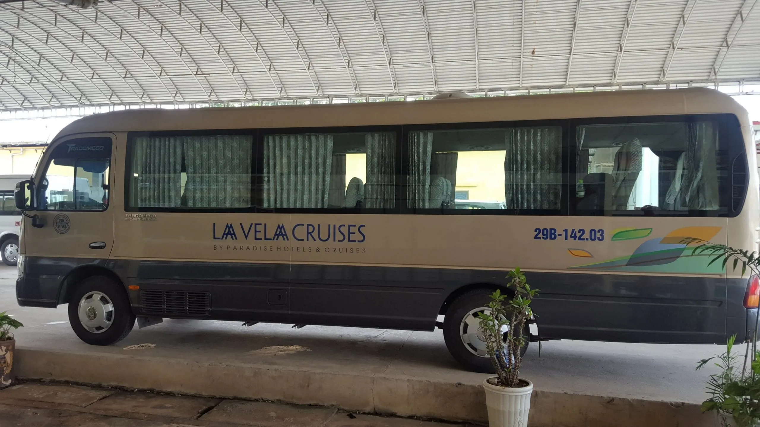 TRANSPORT TO LA VELA CRUISE 