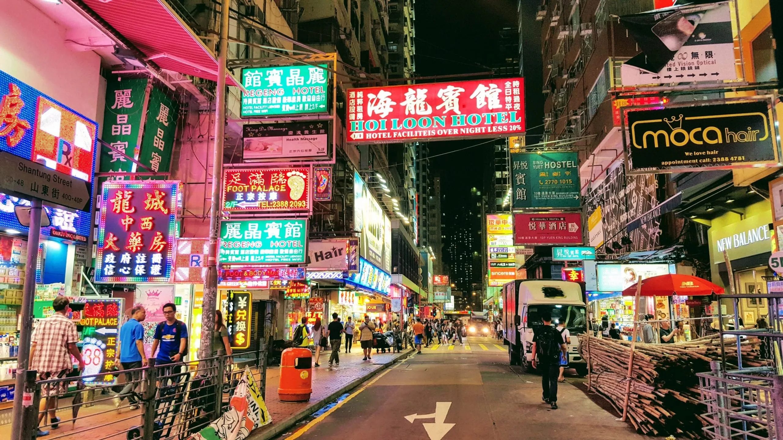 Date Ideas Hong Kong: 10 Romantic Things to do for Couples