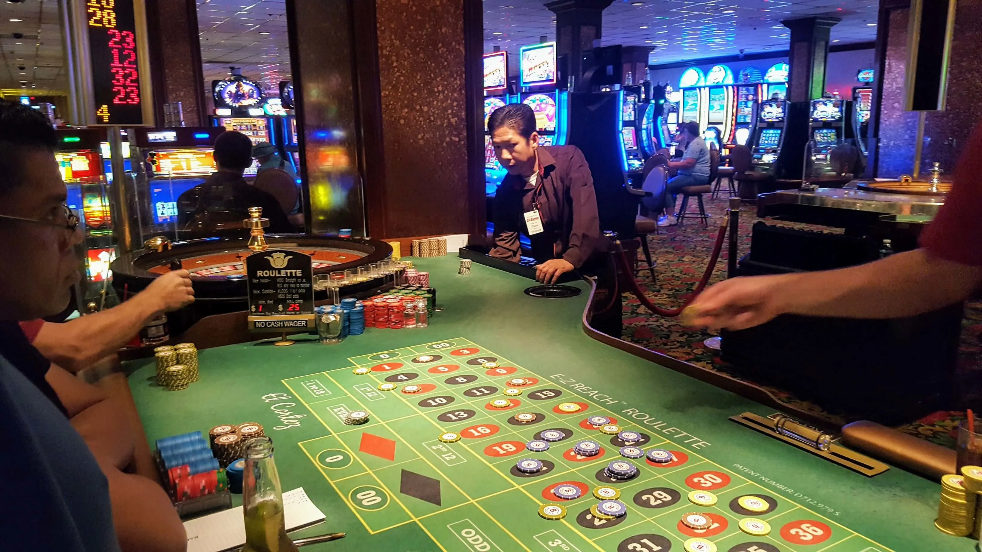 An image depicting 25 cent Roulette at El Cortez Hotel & Casino, Cheapest Roulette in Las Vegas