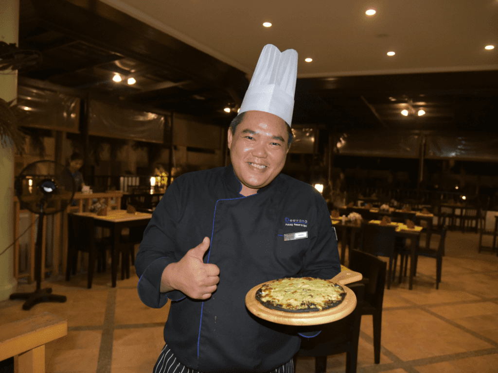 An-image-showing-the-chef-at-Deevana-Resort-and-Spa