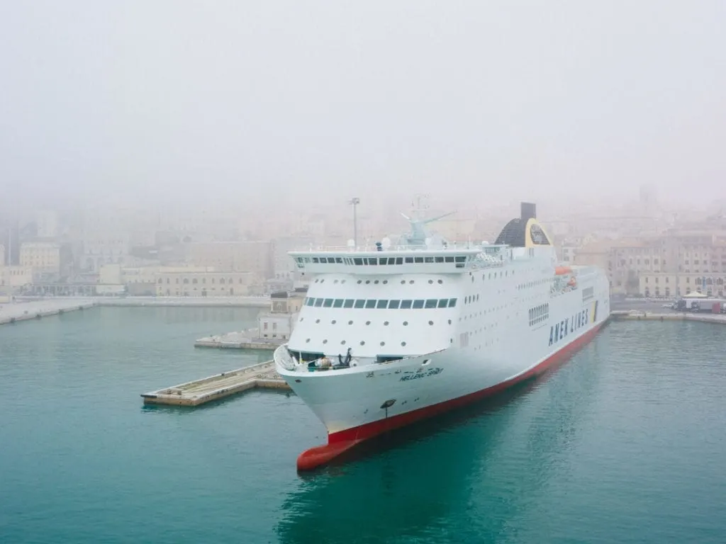 A photo of ferry if you want to travel from Hong Kong to Shenzhen