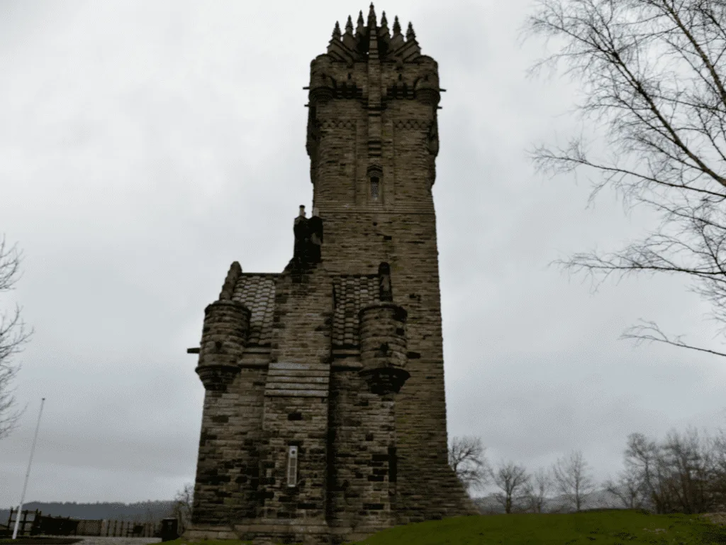 An-image-showing-the-William-Wallace-monument