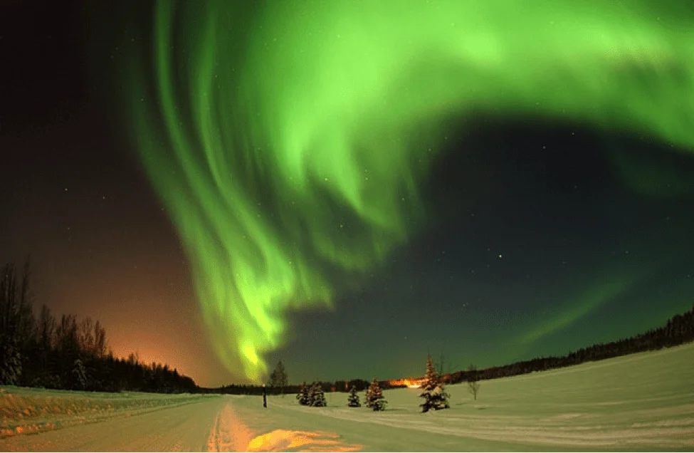honeymoon-iceland-northern-lights