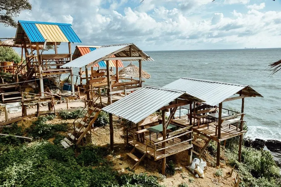 Nui Beach Huts