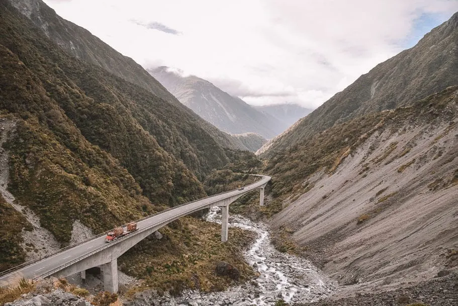 Otira-Viaduct-Lookout-Arthur's-Pass, 7-day-South-Island-Itinerary, New-Zealand-South-Island-Roadtrip