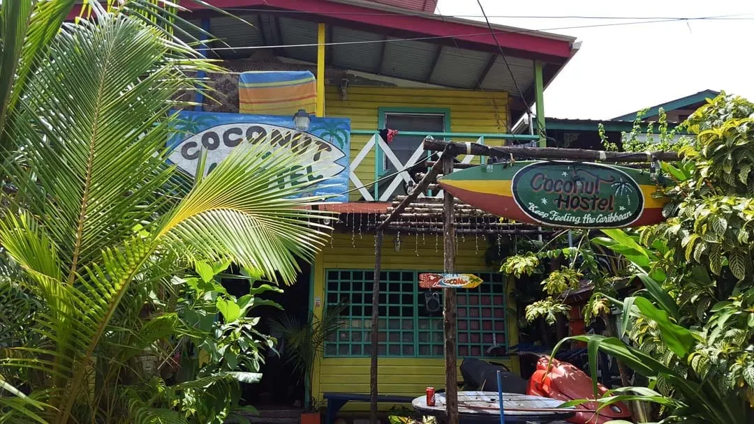 Coconut-Hostel-Bocas-del-Toro-shuttle
