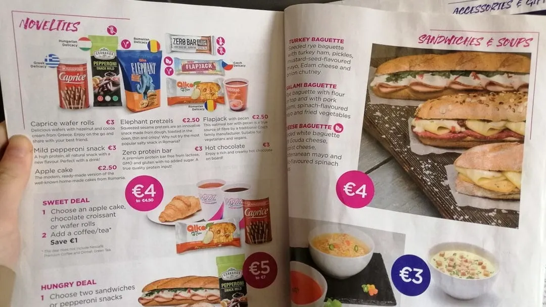 Food-on-Wizz-Air-menu