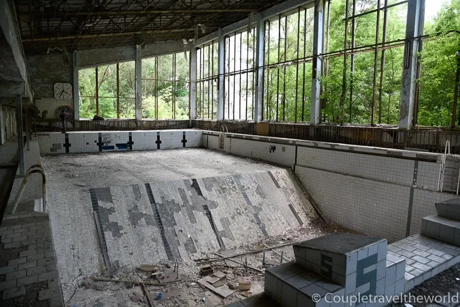 empty-abandoned-swimming-pool-in-chernobyl