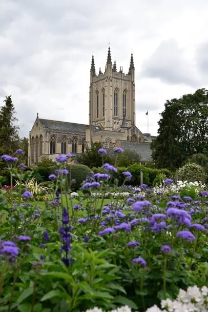 Abbey-Gardens-gardens-Bury-St-Edmunds-UK