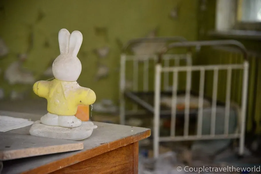 lost-toy-empty-bed-chernobyl