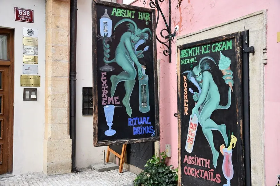 Absinthe-Bar-hidden-gem-prague