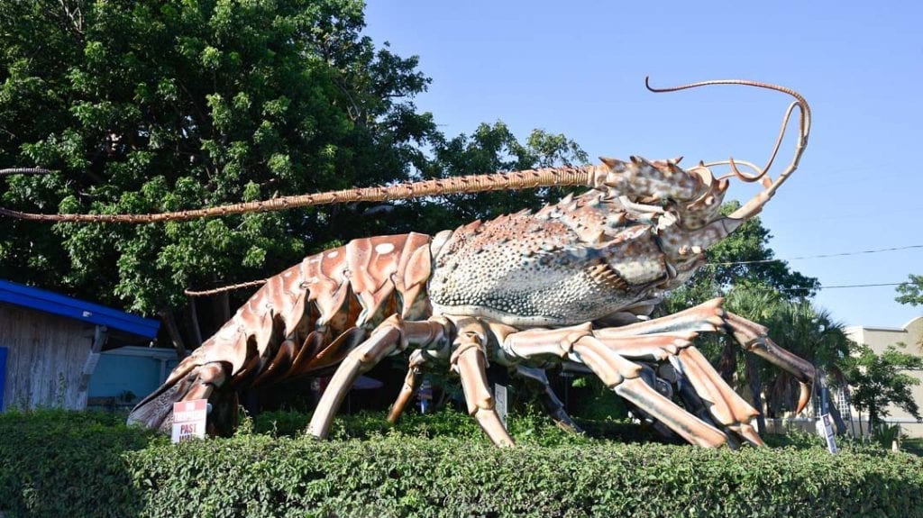 Rain-Barrel-Artisan-Village-giant-lobster