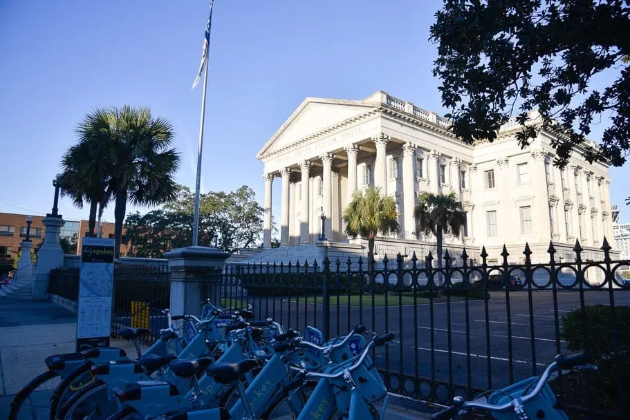 French-Quarter-customs-house