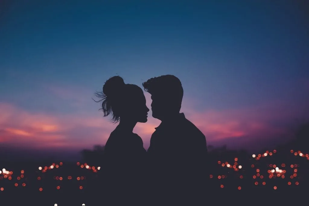 romantic-late-night-date-idea