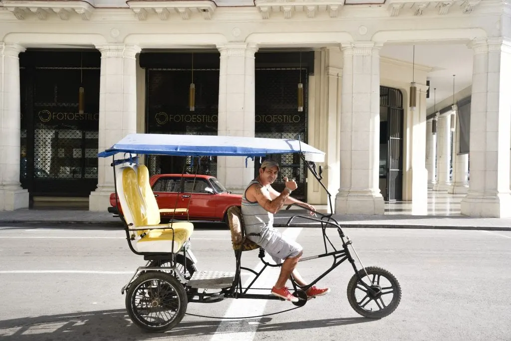 best-things-to-do-in-Havana-pedicab