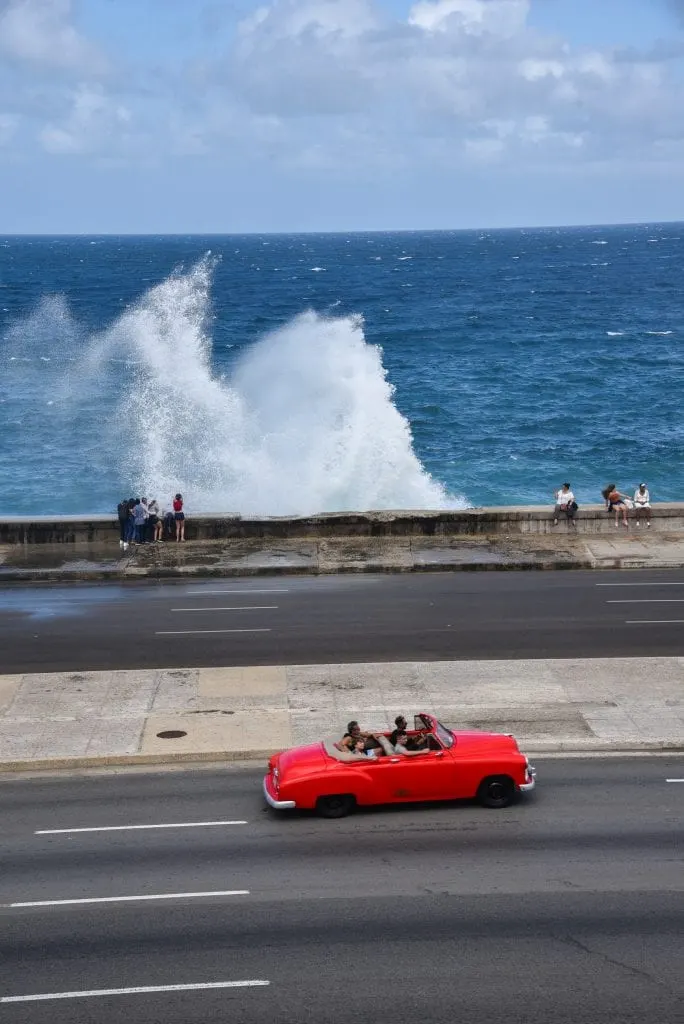 things-to-do-in-Havana-cuba-malecon