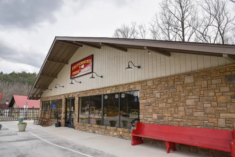 helen-ga-chattahoochee-cheese-market