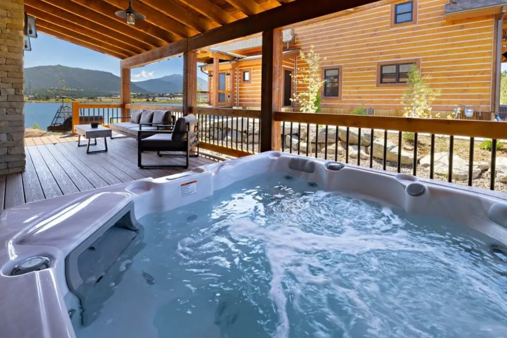 best-hot-tub-hotels-colorado