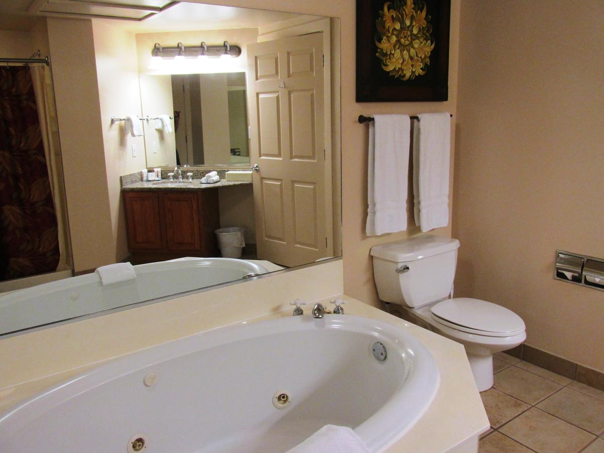 Hotels in Gatlinburg TN with hot tub