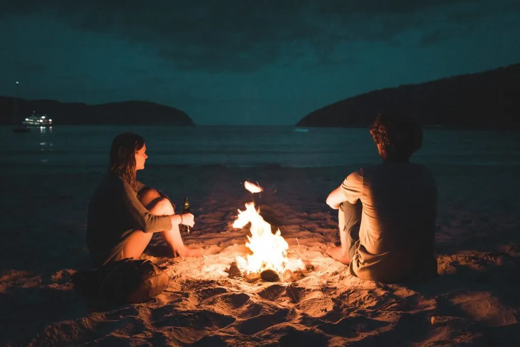 camping-summer-date-ideas