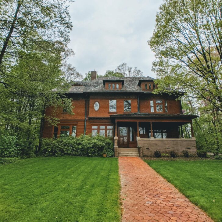 34 Romantic Hotels in Houston with Jacuzzi in Room!