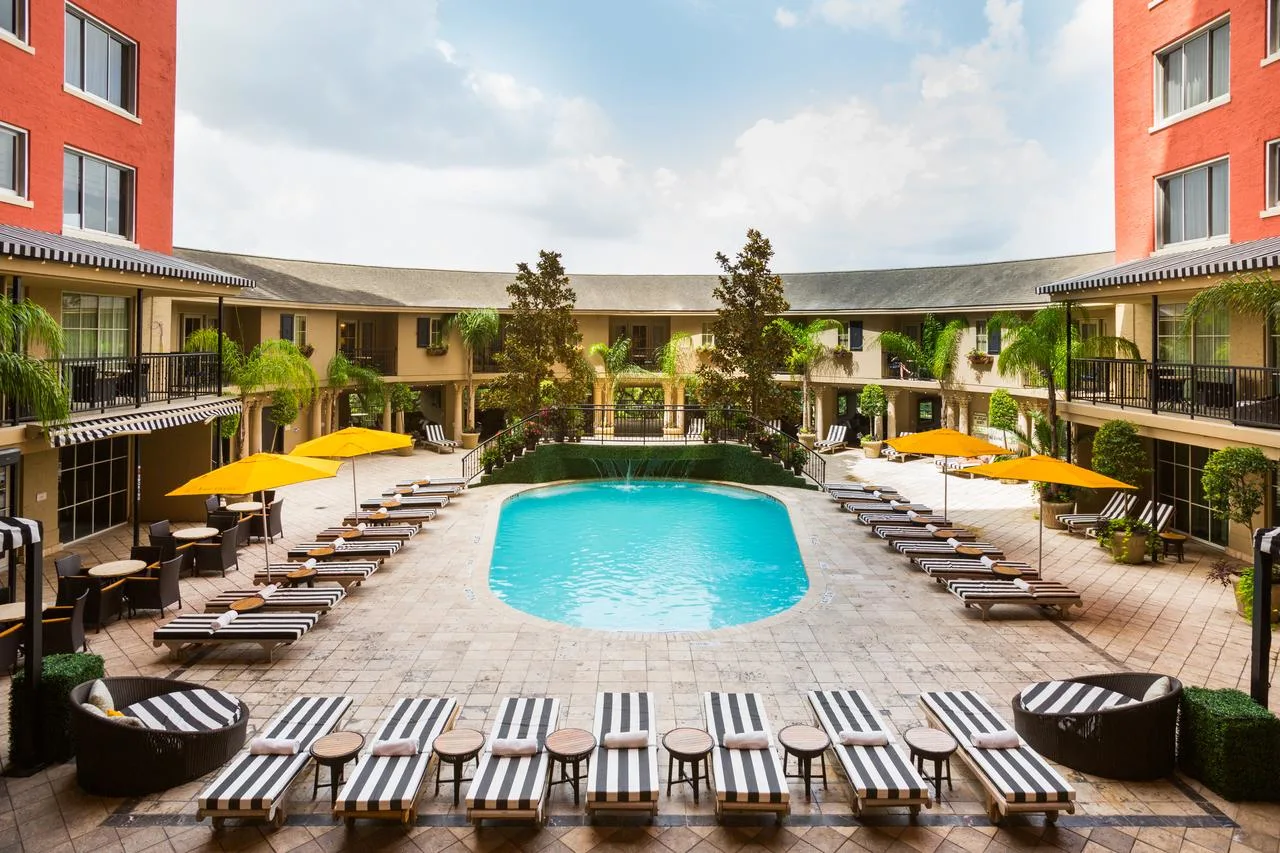 omantic-hotels-in-houston