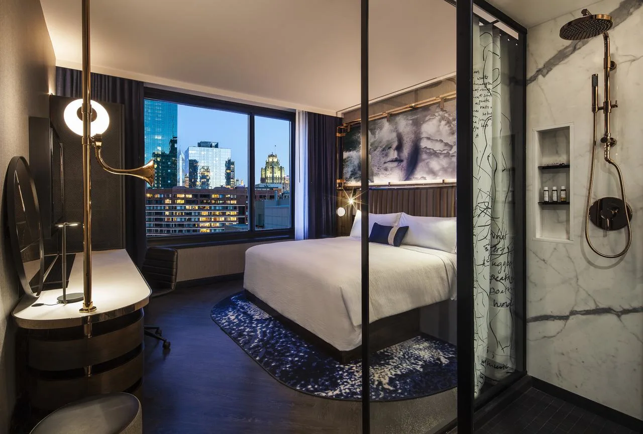 romantic hotels in Chicago - Hotel EMC2, Autograph Collection
