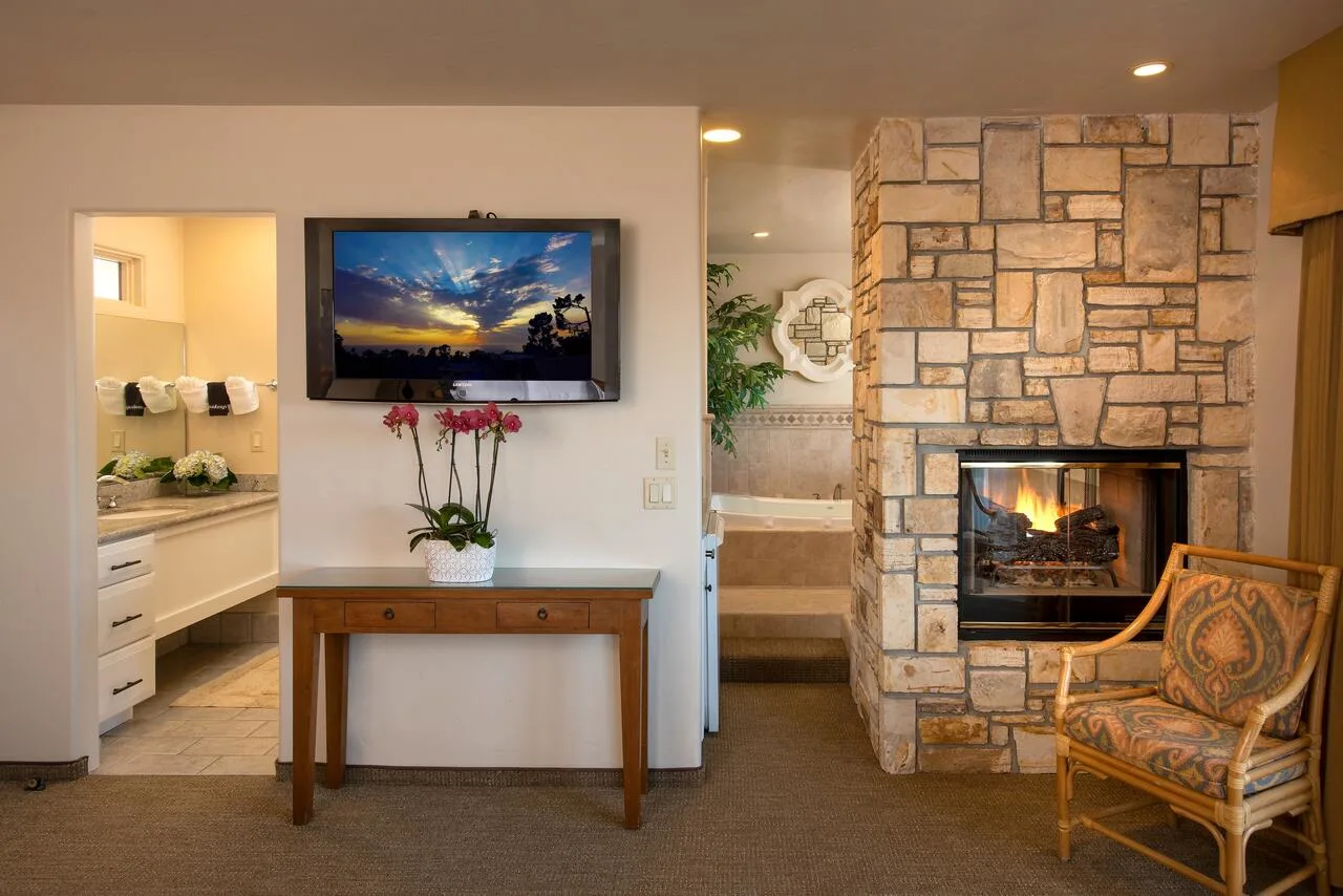 california-hotels-with-hot-tub-and-fireplace