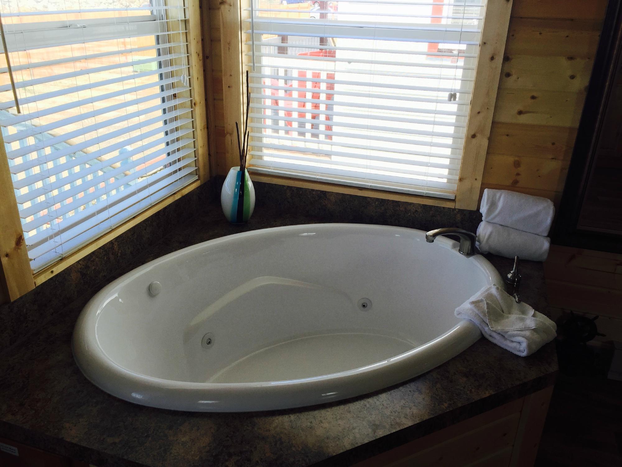  WEST COAST WASHINGTON STATE COTTAGES WITH HOT TUBS