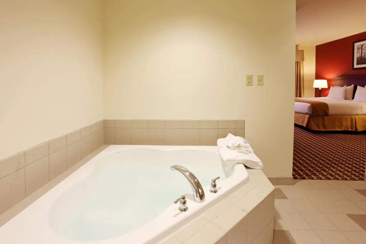 hot-tub-hotels-in-columus-ohio