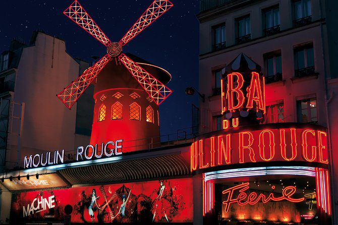 moulin-rouge-romantic-things-to-do-for-couples