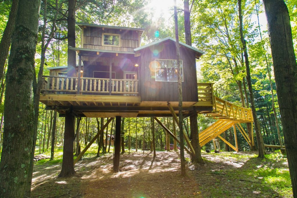 The-Mohicans-Treehouse-Resort-and-Wedding-Venue