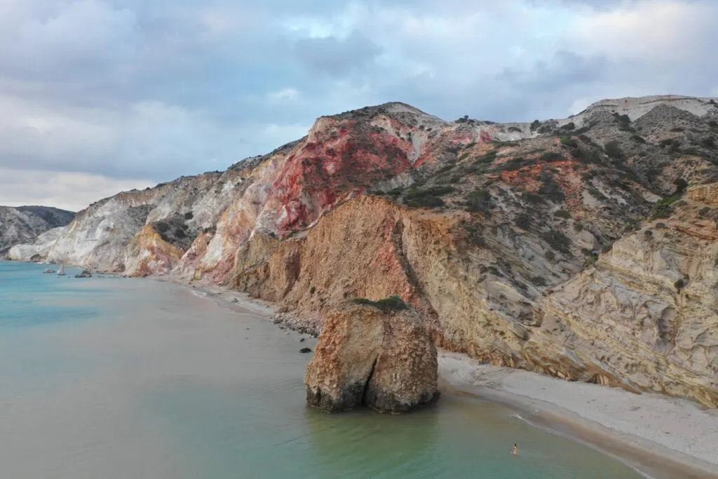 best-beaches-in-milos