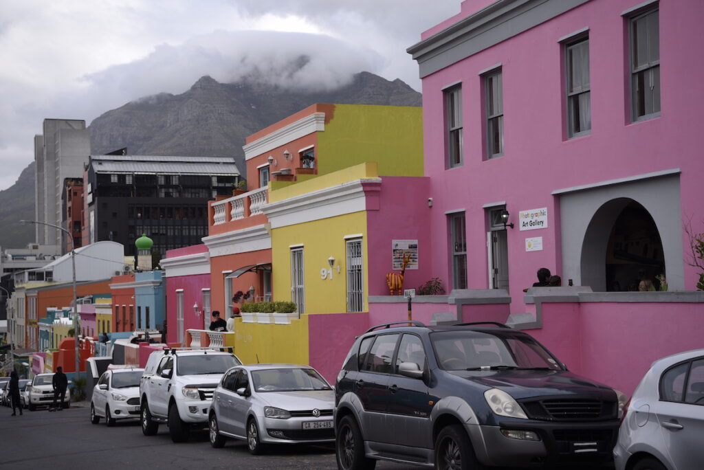 colourful-houses-in-cape-town
