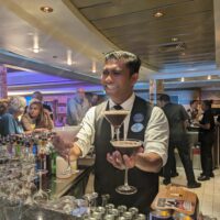 best-bartenders-norwegian-cruise