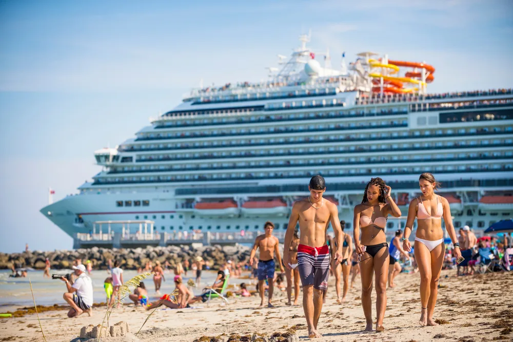 best-cruises-for-young-people-carnival-cruises