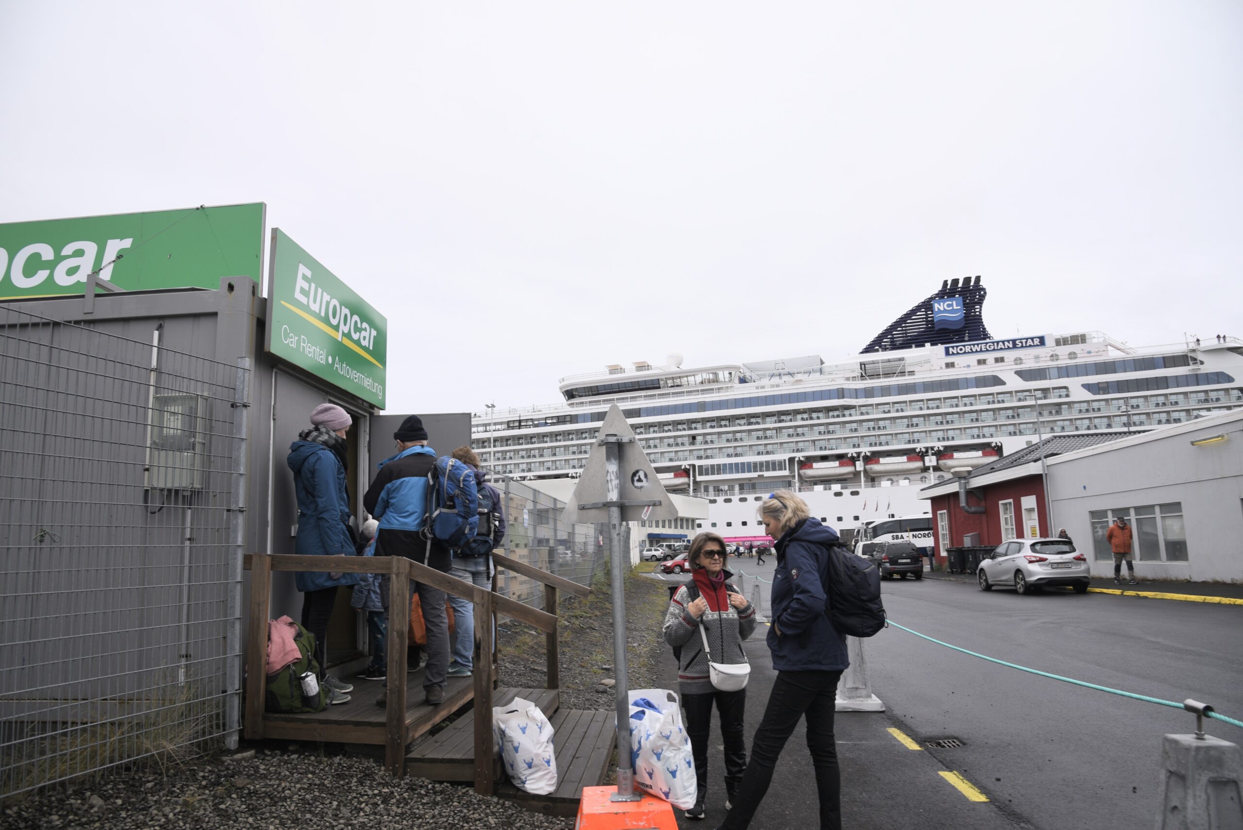 Renting a car in Iceland Tips Everything you Need to Know!