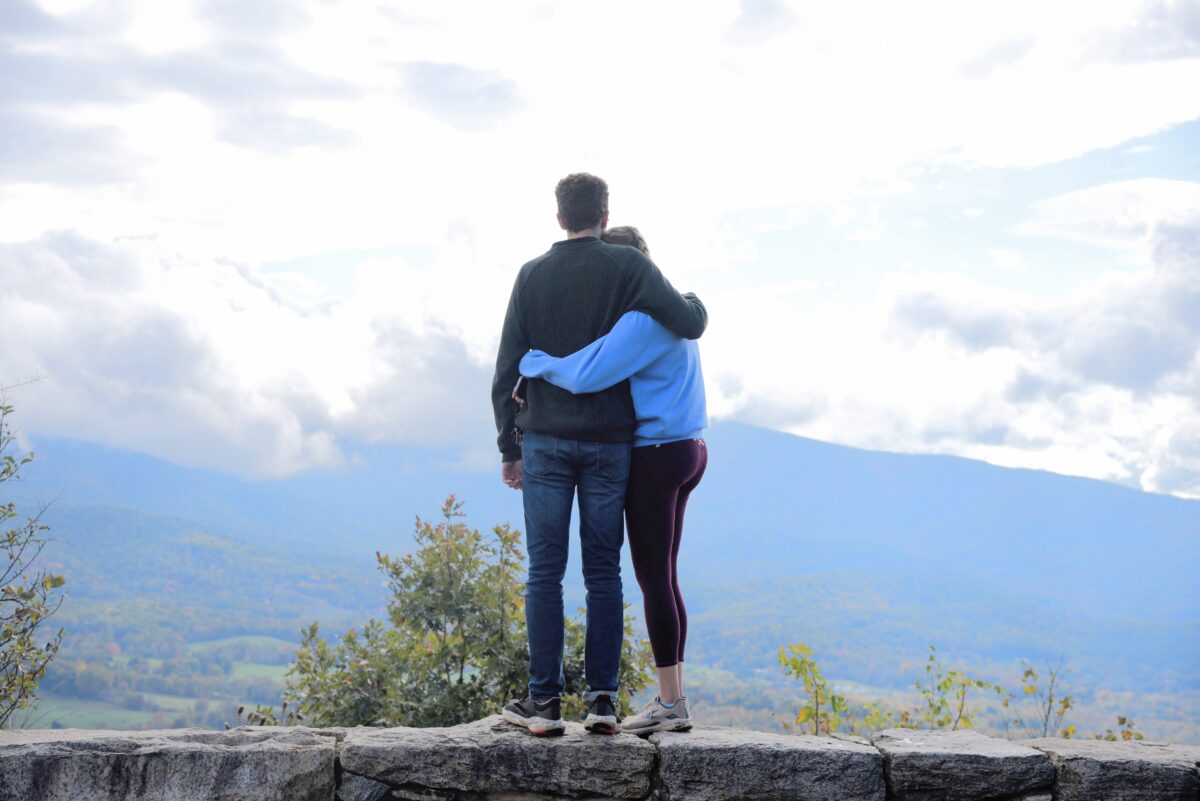 best places for couples to visit in va