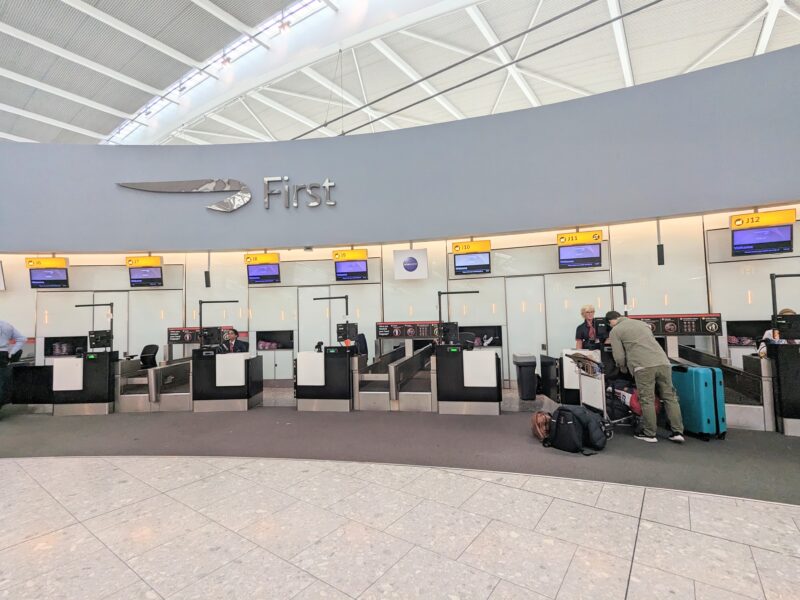 check in to lounge access heathrow