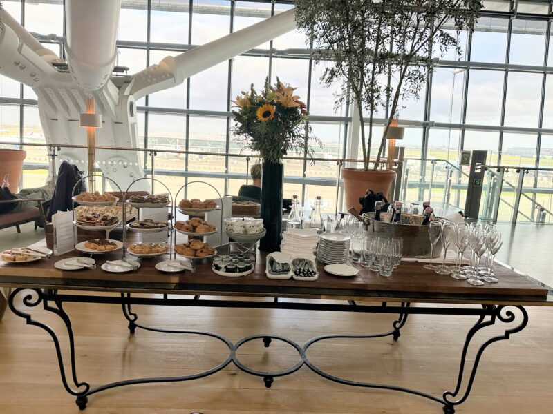 high-tea-at-the-concord-lounge