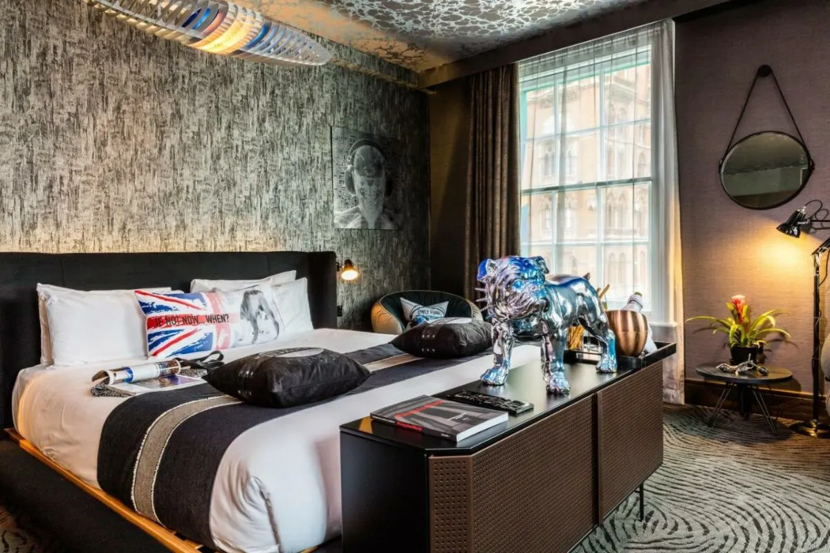 hotels in london with british designs
